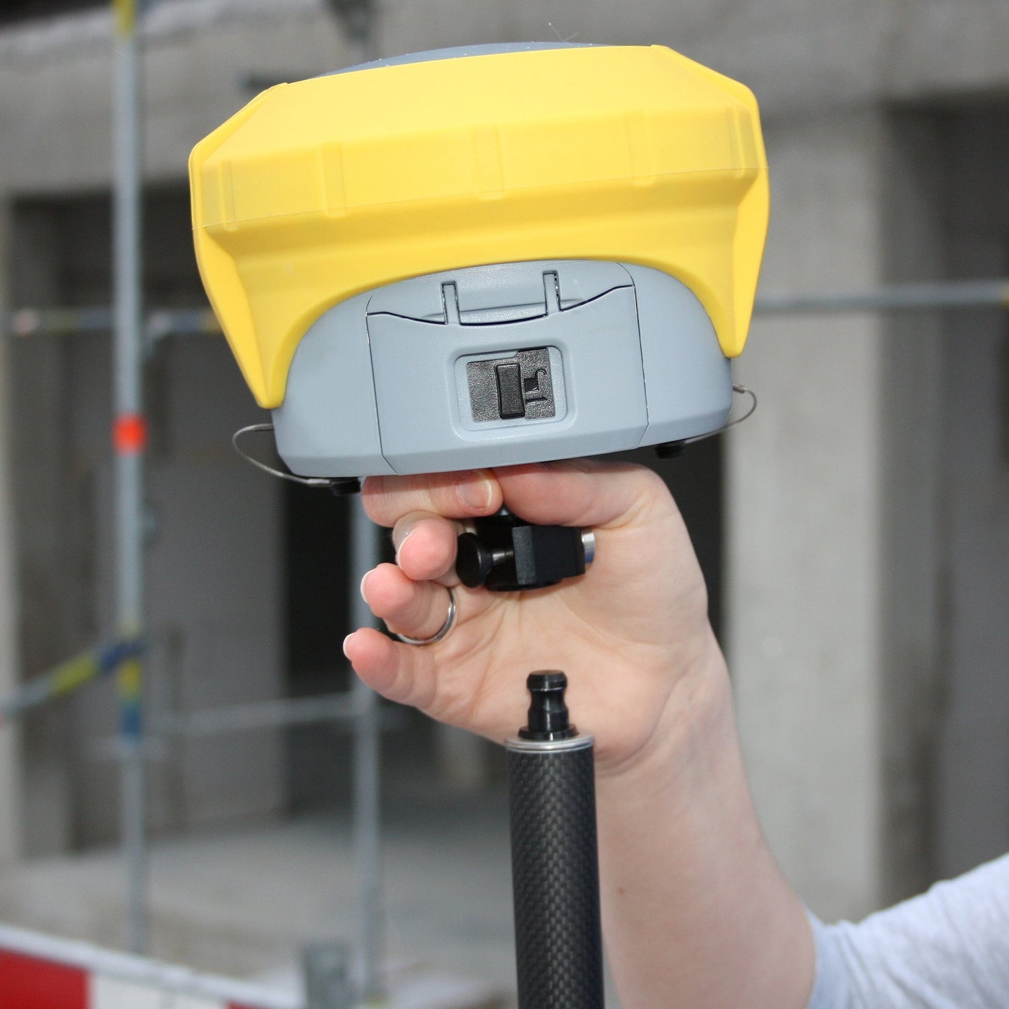 NESTLE GNSS Stab Karbon PO-9