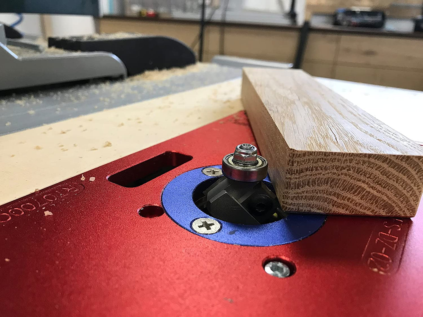 HW Wendeplatten Fasefräser/Kantenfräser 45° | Schaft 8x30 mm Z2 MAN mit Kugellager für jede Oberfräse | präzise Fasen & Kanten, Profi-Holzfräser für Massivholz, MDF, Spanplatten, Sperrholz