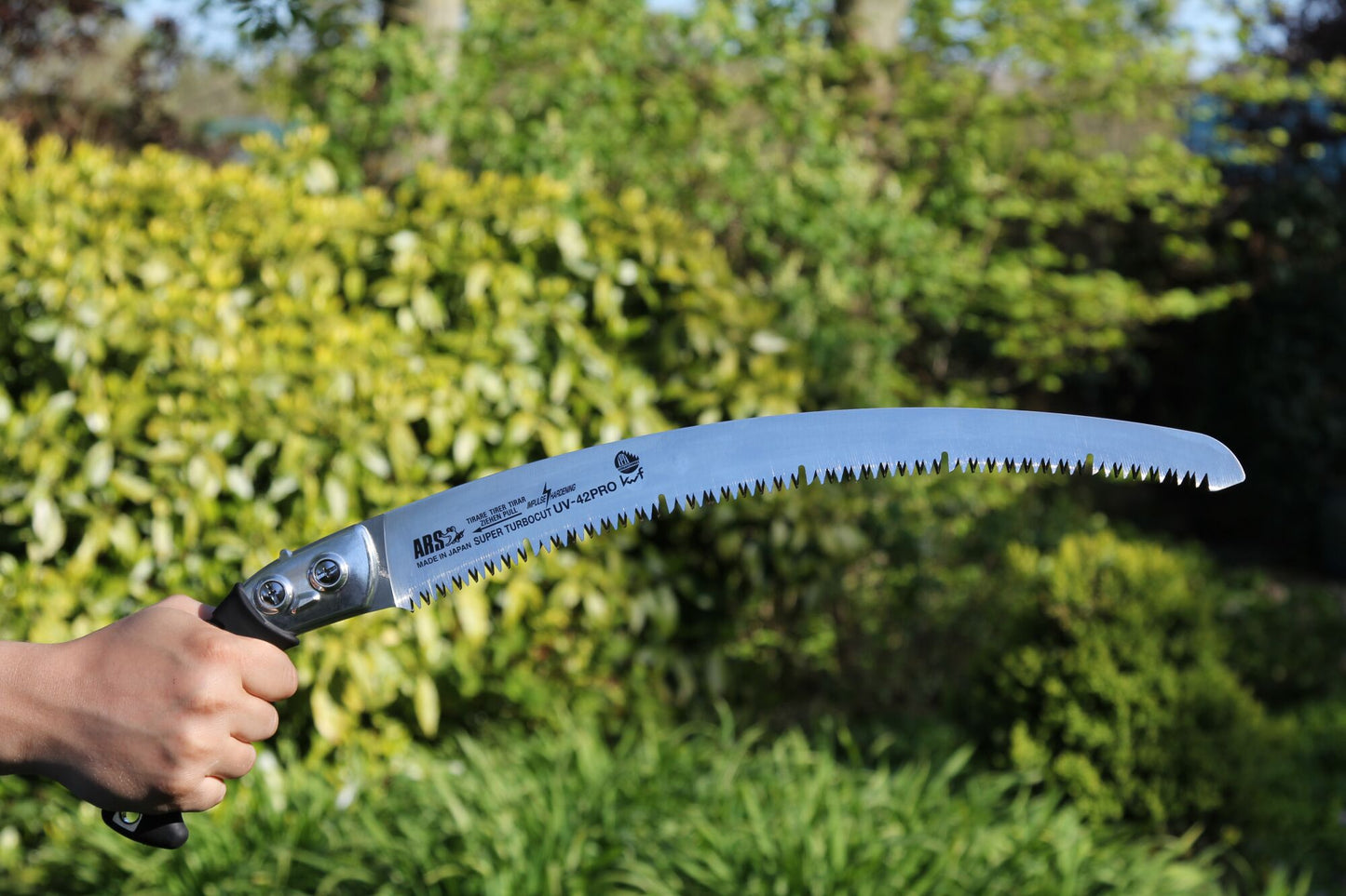 ARS-Handsäge UV-42PRO Zahnweite 4,5mm, 42 cm gebogenes Blatt mit Köcher"