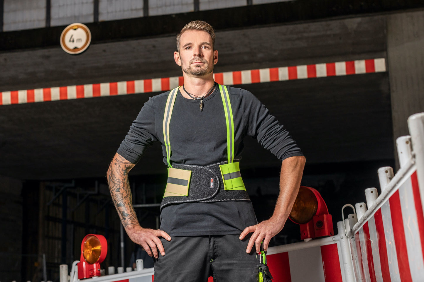 KNEETEK Rückenstützgurt HiVis M, reflektierender Stützgurt für hohe Sichtbarkeit