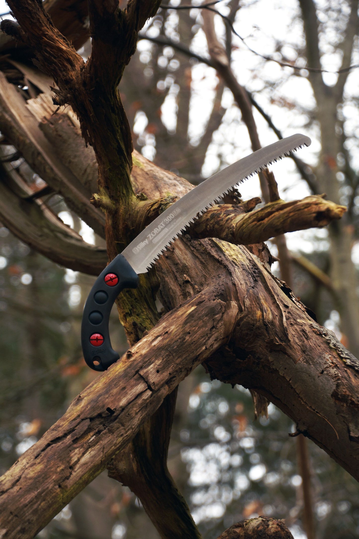 Silky Handsäge Zübat Professional 300mm, 7,5 Zähne/30mm, gebogen – Präzise und effiziente Säge für anspruchsvolle Schnittarbeiten im professionellen Einsatz mit gebogener Klinge für bessere Handhabung