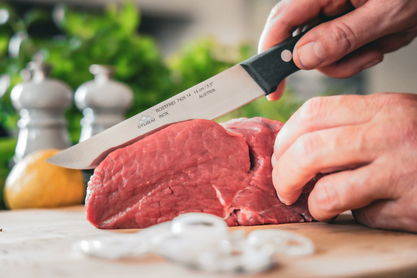 STUBAI hochwertiges Küchenmesser gerader Rücken | 140 mm | Kochmesser Tirol aus Edelstahl für Schneiden von Fleisch, Gemüse, Obst & Lebensmitteln, rostfrei, spülmaschinenfest