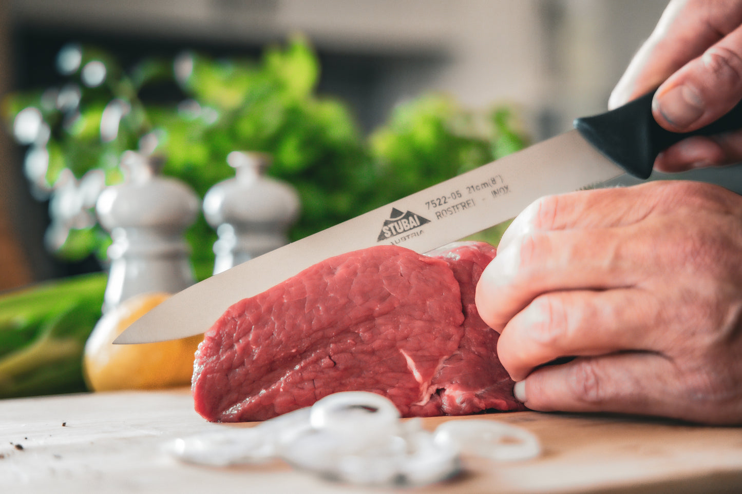 STUBAI hochwertiges Küchenmesser gerader Rücken | 210 mm | Haushaltsmesser Lady Line aus Edelstahl für müheloses Schneiden von Fleisch, Gemüse, Obst & Lebensmitteln, rostfrei, spülmaschinenfest