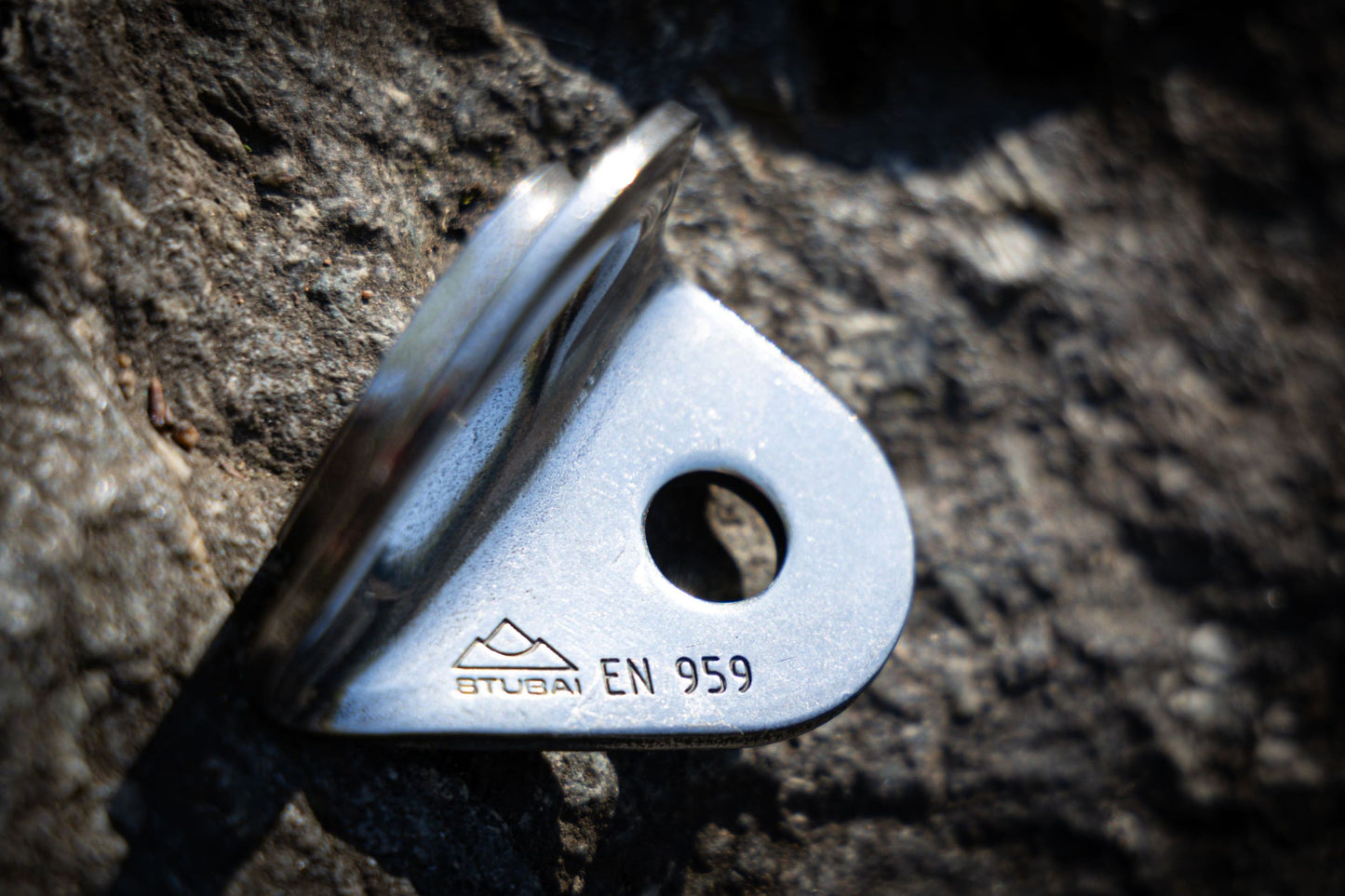 STUBAI Bohrhakenlasche Protect | 12 mm | als Zwischenanker beim Abseilen, für Sportklettern, Alpinklettern