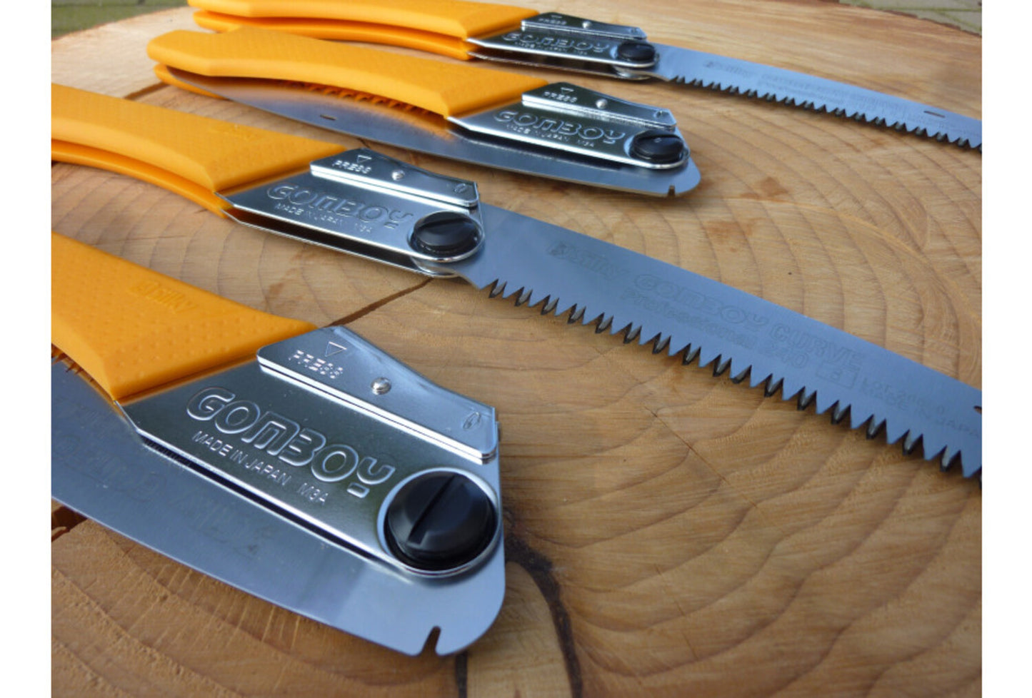 Silky Gomboy Curve 210 mm – Original japanische Klappsäge mit gebogener, verchromter Klinge & 8 ZpZ grober Zahnung – für frisches Holz, Garten, Bushcraft & Outdoor-Einsatz