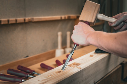 STUBAI Stechbeitel mit rotem Plastikgriff & extra langer Klinge, Ø 22 mm, Stemmeisen zur präzisen Bearbeitung von Holz hochwertiges Werkzeug für Schreiner Tischler Heimwerker