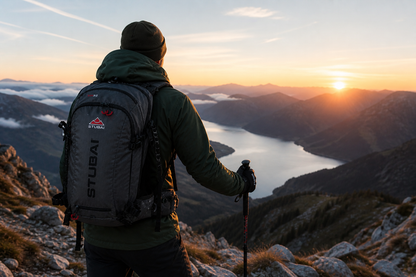 STUBAI Skitourenrucksack THIRTY 3.0 | 32 L Volumen | leicht (1,2 kg) | mit Ski-, Snowboard-, Helm-, Pickelhalterung | Sicherheitsfach, Brillenfach, Trinksystem-kompatibel | Modell 9507
