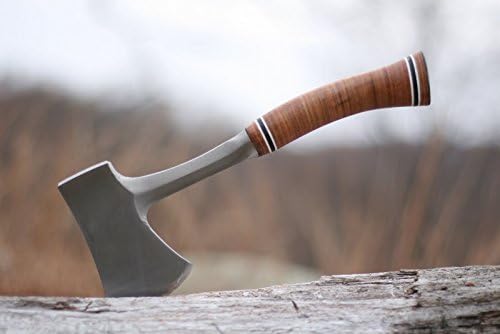 ESTWING Axt mit Ledergriff, 83mm 820g, mit Nylon Schutzhülle | Sportsman's Axes | Camping und Freizeit, Ideal  zum Spalten von kleinen Holzscheiten (Anmachholz )