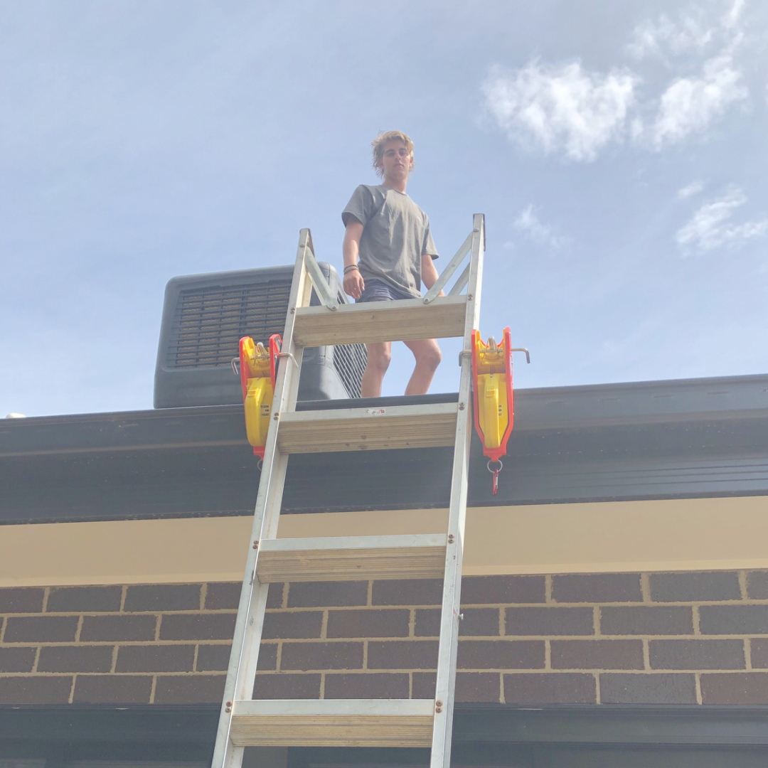 Lock Jaw Ladder Grip Leitersicherungsclip für Dachrinnen, sichere Leiterbefestigung in 5 Sekunden, BG Bau gelistet für Handwerker und Dachdecker