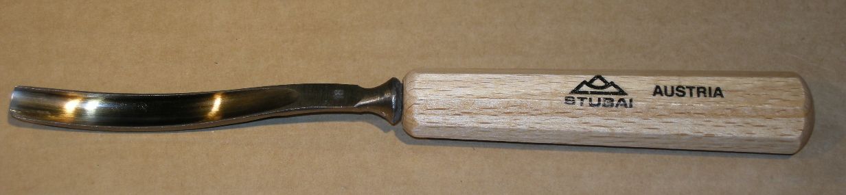 STUBAI Stemmeisen Stechbeitel Serie 52 - Form 18 | Gebogenes Hohleisen 10 mm, mit Holzgriff, für Figurenarbeiten, Darstellung von welligem Haar und Wasser, zur präzisen Bearbeitung von Holz