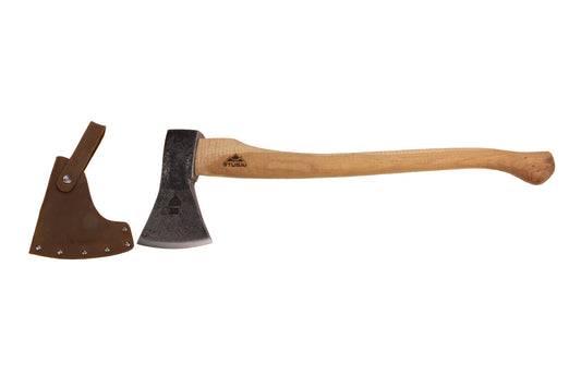 STUBAI Campingaxt „Zuckerhütl“ 1.650 g – Handgeschmiedet aus Kohlenstoffstahl, 650 mm Länge, geölter Hickorystiel, inkl. Lederscheide – Für Outdoor, Bushcraft, Survival, Trekking, Waldarbeiten
