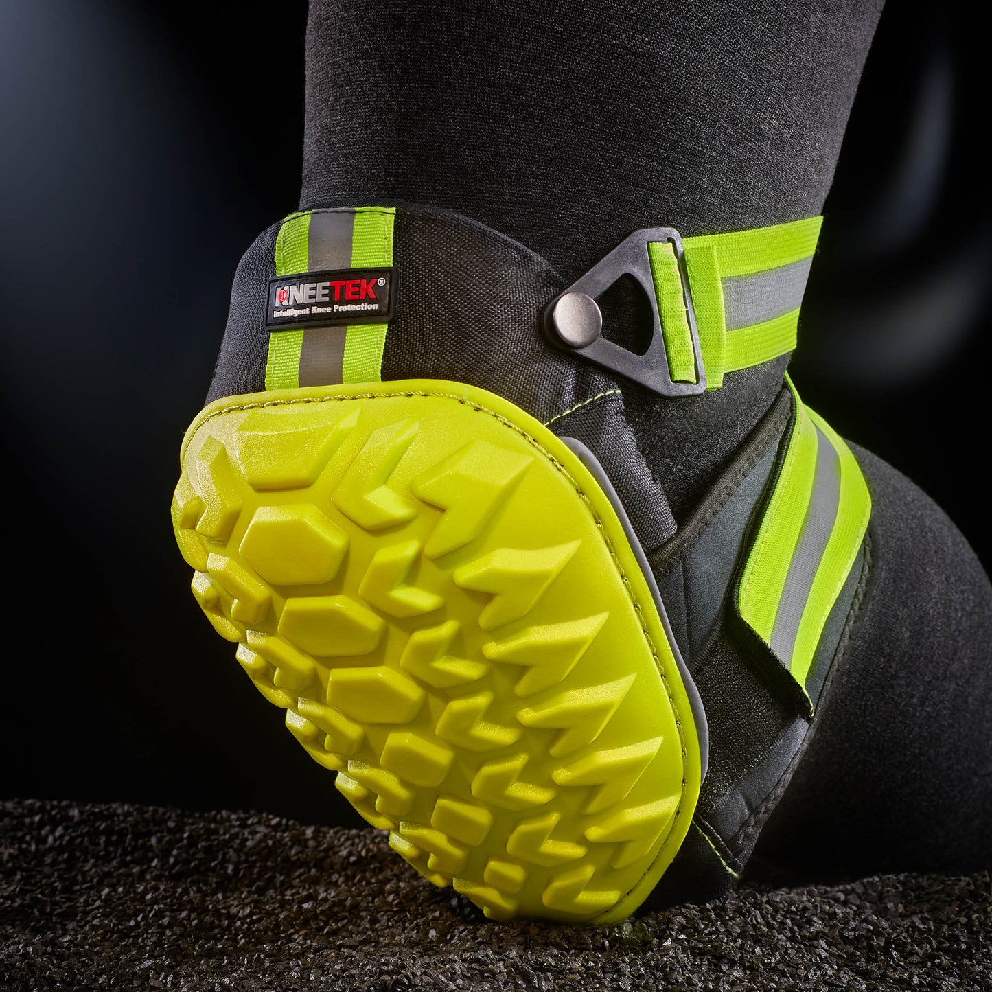 KNEETEK Knieschoner HiVis | 230 g | rutschhemmende, speziell profilierte Knieschützer für optimale Entlastung beim Arbeiten | Kniepolster geeignet für alle Arbeiten im Außenbereich