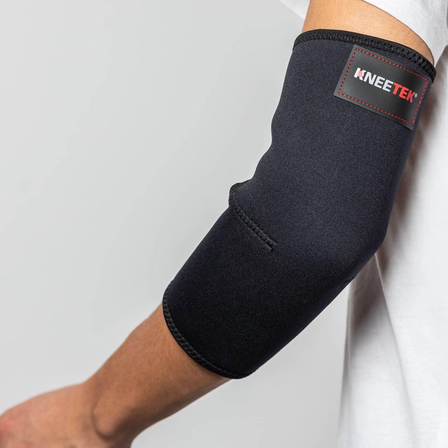 KNEETEK Ellbogenbandage M | Ellenbogenstütze |  Orthopädische Ellenbogenbandage | Kompressionsbandage für den Ellenbogen | Sportbandage | Wärme, Halt, Kompression und Führung für das Gelenk