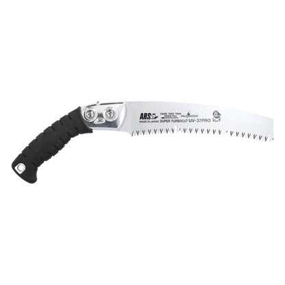 ARS Handsäge UV-37PRO | mit Köcher |   Blattlänge von 370 mm | Die Zahnweite beträgt 4,50 mm | Gewicht  335 gramm | Gruppenzahnung mit Räumerschlitzen