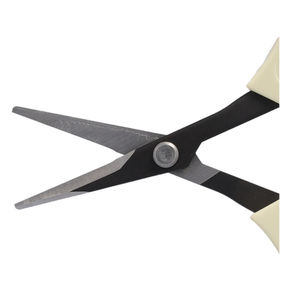 ARS 320BT Schere | Stecklingsschere  | einem unlegierten Hartstahlblatt und einer Länge von 15,5 cm ist sie ideal zum Schneiden von Stecklingen und kleinen Zweigen.
