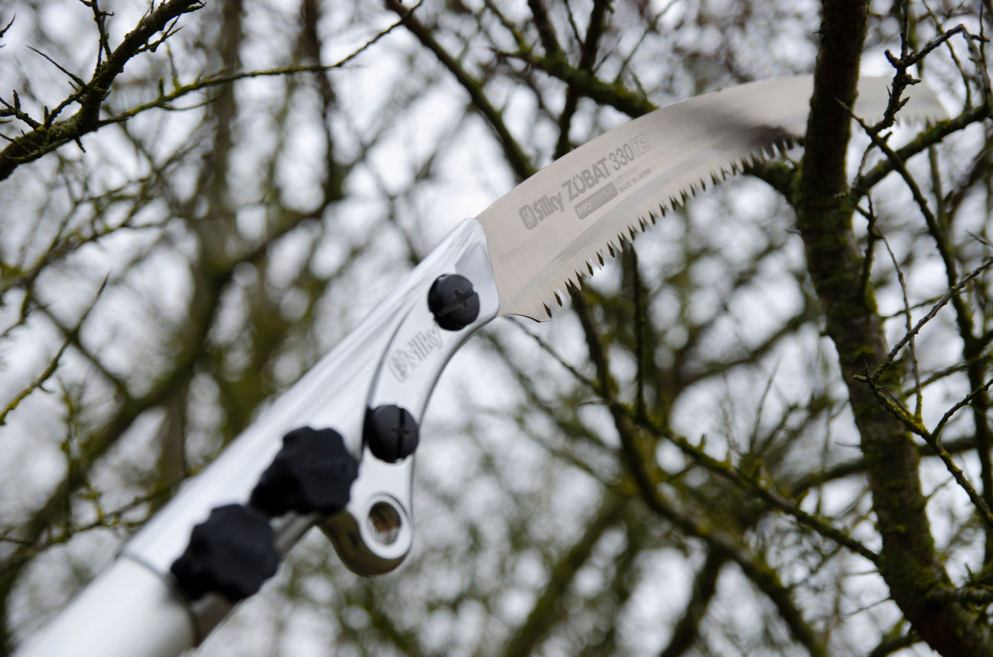 SILKY Zübat Professional Stangensäge 2-teilig 2,0–3,3 m | 330 mm Zugsägeblatt 7,5 Z/30 mm | ovale Alu-Teleskopstange, Doppel-Verriegelung | Gummigriff & Stoßschutz | HookFox optional | Baumpflege