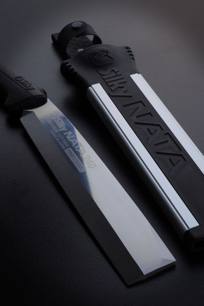 Silky Haumesser NATA 210 mm - doppelseitig mit Genki Griff | Eigenschaften eines Beils und eines Messers vereint