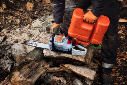 Pressol Kombi-Kraftstoffkanister-5l+3l, PE-Auto-Füllstopp-Auslauf | 5 Liter Kraftstoff | 3 Liter Kettenöl | 	HDPE (Polyethylen hoher Dichte) | Farbe Orange