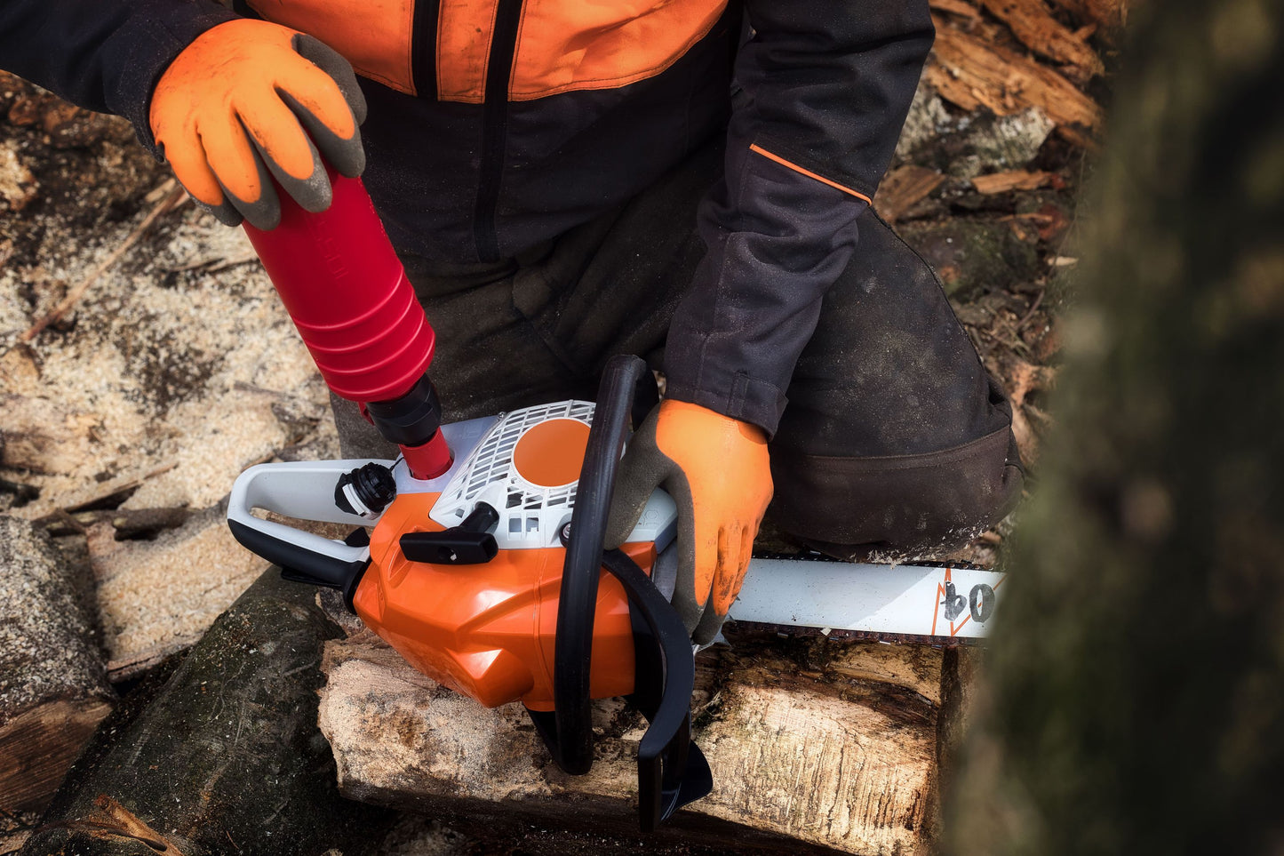 Pressol Benzinflasche-900 ml HDPE ( Polyethylen hoher Dichte ) | Zum Betanken von Kettensägen, Rasenmähern, Motorsensen und Kleingeräten | Integrierter Belüftungskanal