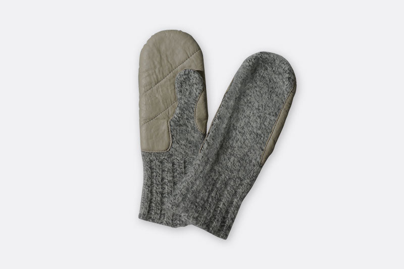 Schafwollfäustlinge mit Lederbesatz, Größe 7