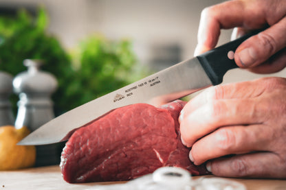 STUBAI hochwertiges Küchenmesser mit Mittelspitz | 180 mm | Kochmesser Tirol aus Edelstahl für Schneiden von Fleisch, Gemüse, Obst & Lebensmitteln, rostfrei, spülmaschinenfest