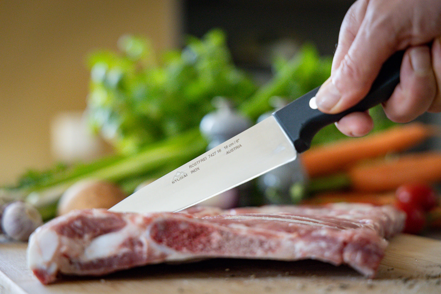 STUBAI hochwertiges Kochmesser | 160 mm | Küchenmesser Tirol aus Edelstahl für Schneiden von Fleisch, Gemüse, Obst & anderen Lebensmitteln, rostfrei, spülmaschinenfest