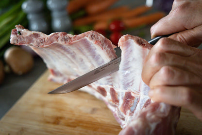 STUBAI hochwertiges Ausbeinmesser geschmiedet | 130 mm | Fleischermesser aus Edelstahl für Schneiden von Fleisch, Steak, Filet, Geflügel & Lebensmitteln, spülmaschinenfest, schwarzer Griff