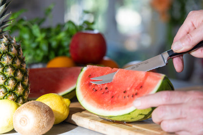 STUBAI Tomatenmesser geschmiedet mit Wellenschliff, 2 Spitzen | 140 mm | Küchenmesser aus Edelstahl für Schneiden von Tomaten, Kiwis, weichen Früchten und Gemüsesorten, spülmaschinenfest