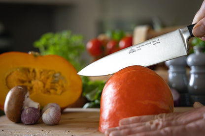 STUBAI hochwertiges breites Kochmesser geschmiedet | 160 mm | Küchenmesser aus Edelstahl für Schneiden von Fleisch, Geflügel, Gemüse, Obst & Lebensmitteln, spülmaschinenfest, schwarzer Griff