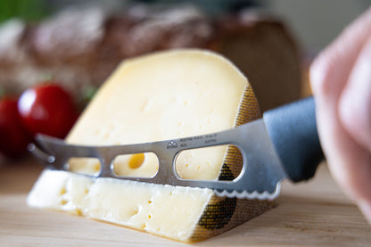 STUBAI hochwertiges Käsemesser | 155 mm | Küchenmesser aus Edelstahl für Schneiden von Käse & anderen Lebensmitteln, rostfrei, spülmaschinenfest, für Küche, Gastronomie