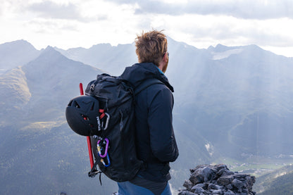 STUBAI Tourenpickel Tour Ultralight | 59 cm | Eispickel für Bergsteiger und Skitouren, ohne Manschette, mit Handschlaufe