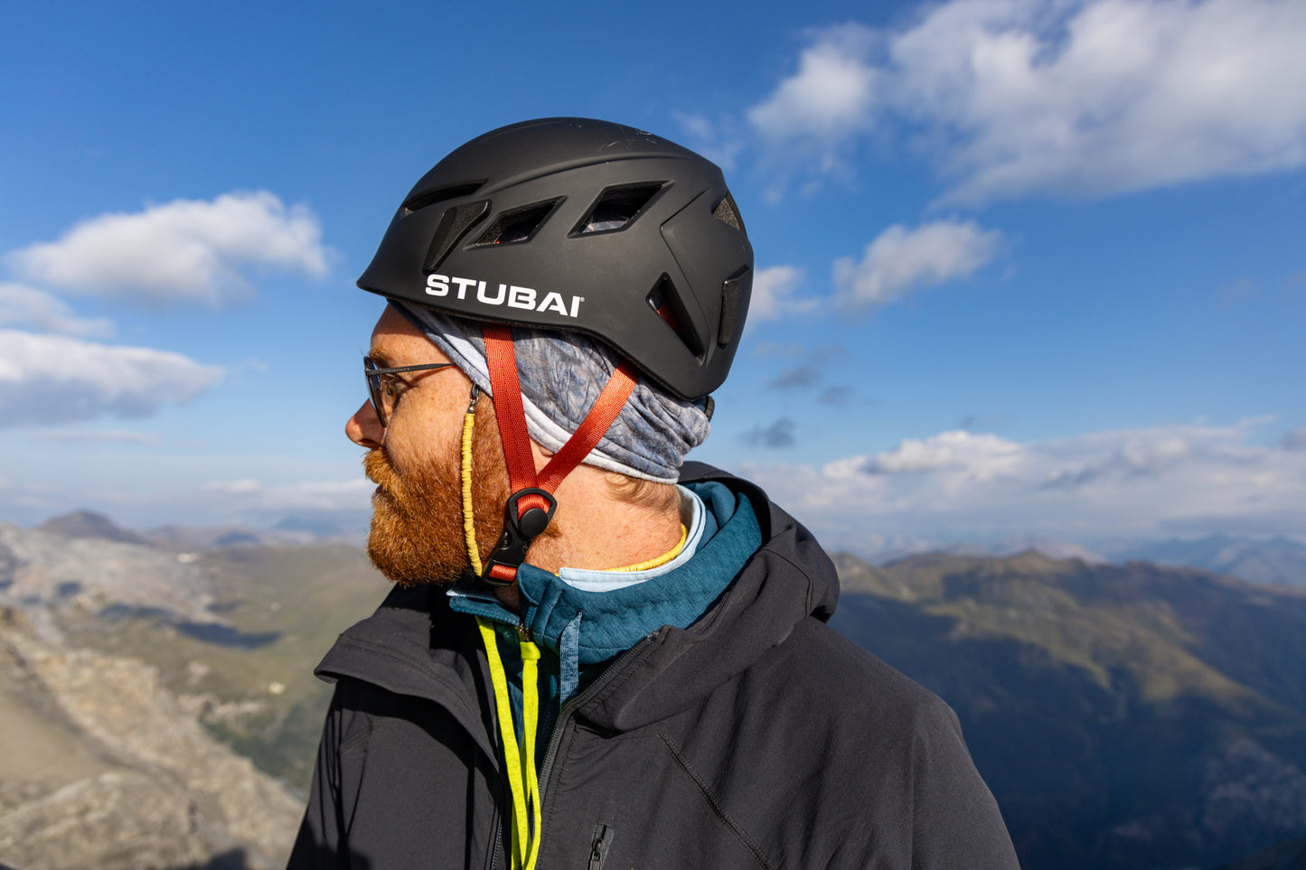 STUBAI Kletter-Helm Spirit | Schwarz/Orange | Bergsteigerhelm für Damen und Herren | Berg-Helm für Sportklettern, Klettersteige, Bergsteigen, Skitouren, Eisklettern