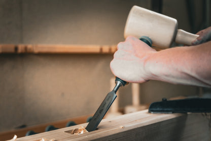 STUBAI Stemmeisen Set mit Korkgriff | 5-teilig (4/10/16/20/30 mm) in robuster Rolltasche | Stechbeitel mit rutschfestem KORK-Heft – ergonomisch, langlebig & präzise | Profi-Holzbearbeitung für Schreiner & Tischler