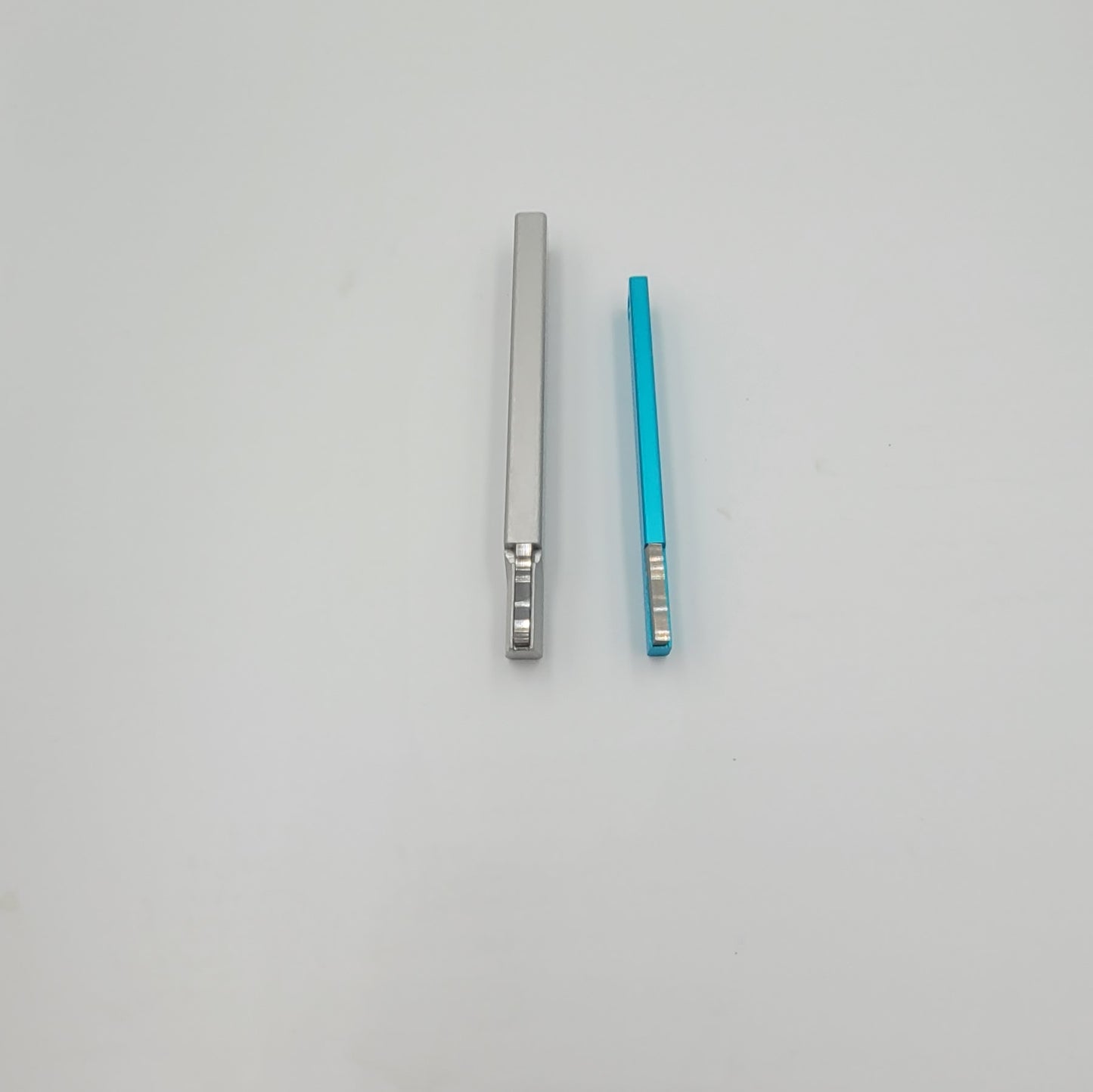 istor - Mini swiss sharpener - Schärfer Farbe blau , Schleifer/Schärfer ideales schärfen für Garten und Hof und Werkstatt ,Messer  und Scheren